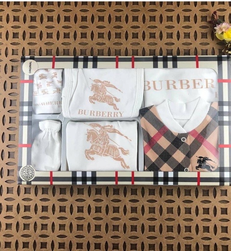 толстовка хайзенберг,фирма карл лагерфельд,карл лагерфельд лого,детская футболка карл лагерфельд,комплект