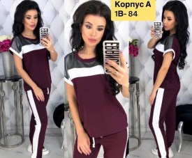 Костюм
