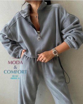 Костюм