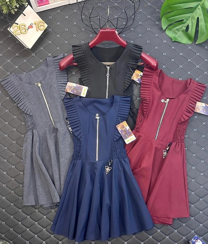 школьное платье,,сарафан школьная,olmi сарафан,платье школьное для девочек