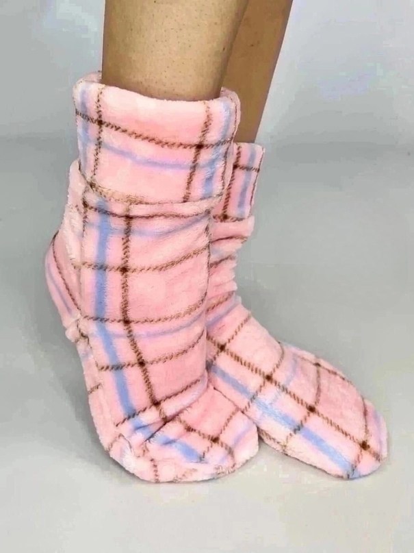 носки синие,обувь,сапожки домашние женские,носки модные,теплые домашние сапожки