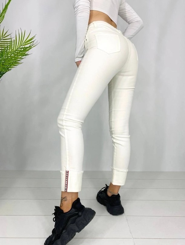 белые джеггинсы женские,белые джинсы,леггинсы брюки,белые джинсы женские,модные женские джинсы