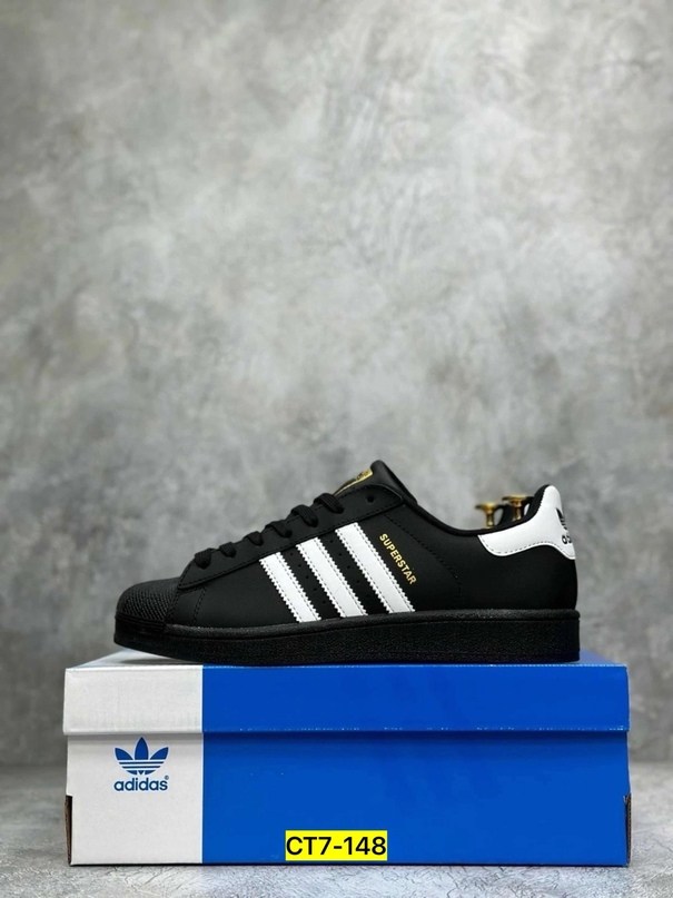 adidas gazelle черные,кроссовки adidas porsche,кроссовки adidas,кожаные кроссовки adidas,кеды adidas originals
