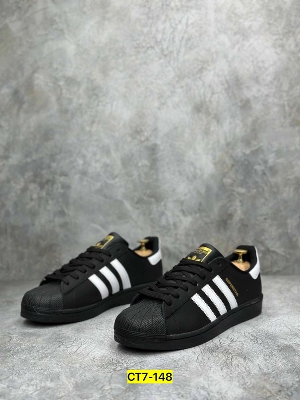 adidas gazelle черные,кроссовки adidas porsche,кроссовки adidas,кожаные кроссовки adidas,кеды adidas originals