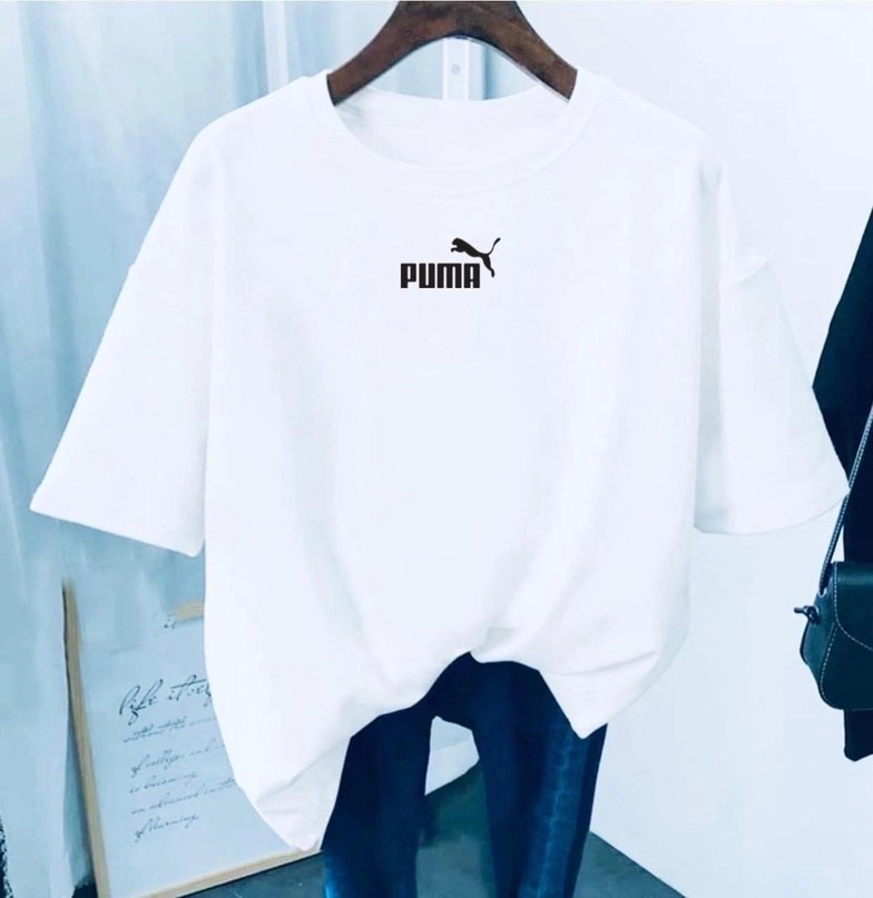 девушка в черной футболке,женские футболки,футболки женские летние,черная футболка женская,женская футболка белая