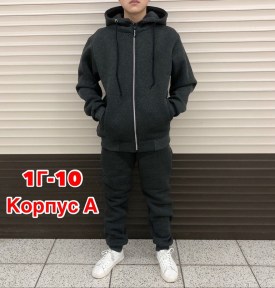 Костюм