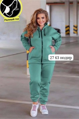 Костюм