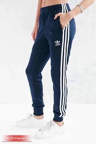 ed9209 штаны адидас,белые спортивные штаны женские,штаны адидас джоггеры женские,брюки спортивные adidas,белые штаны на флисе женские