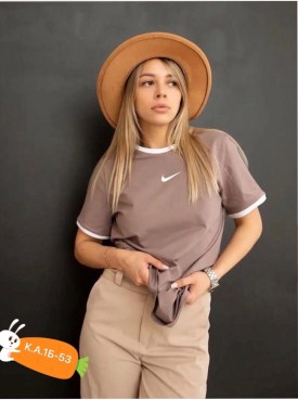 Костюм
