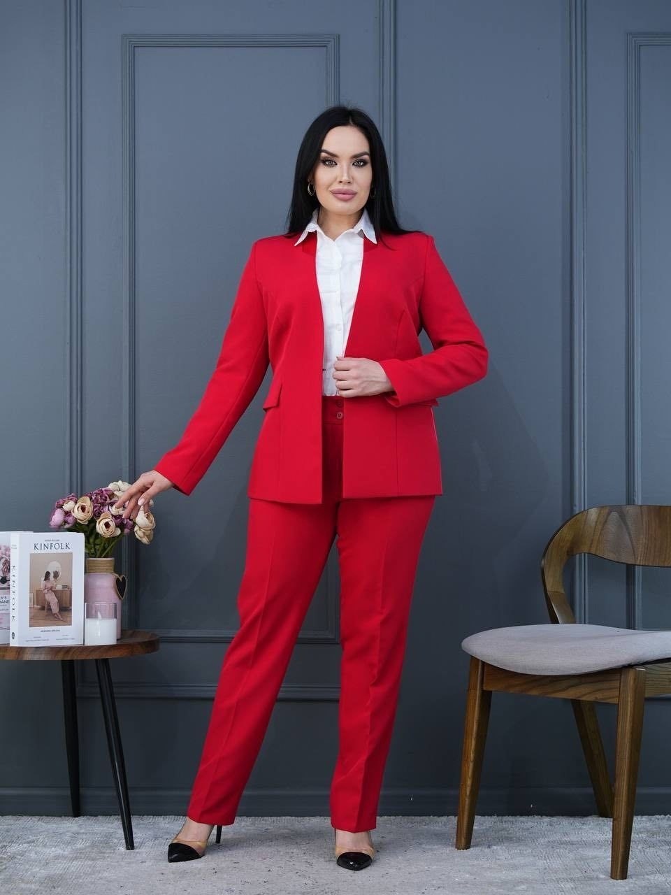 костюм брючный женский юрс,брючные костюмы,женский брючный костюм,красный брючный костюм,красный брючный костюм женский