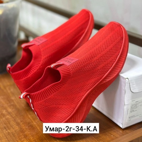 спортивная ,обуви,кроссовки,женские кроссовки,повседневная