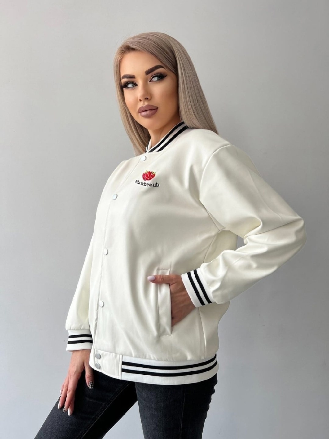 бомбер,бомбер женская,бомбер женский бежевый,куртка бомбер женская,куртка бомбер