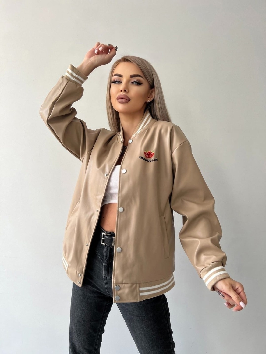 бомбер,бомбер женская,бомбер женский бежевый,куртка бомбер женская,куртка бомбер