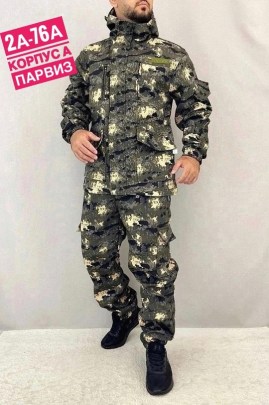 Костюм