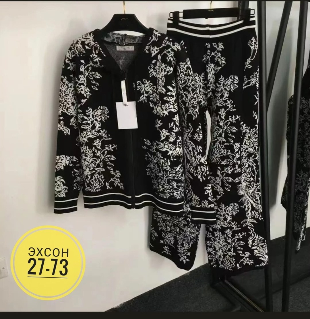 женский трикотажный костюм из двух предметов,женский трикотажный комплект,женский повседневный трикотажный костюм,трикотажные костюмы,костюм кристиан диор женские