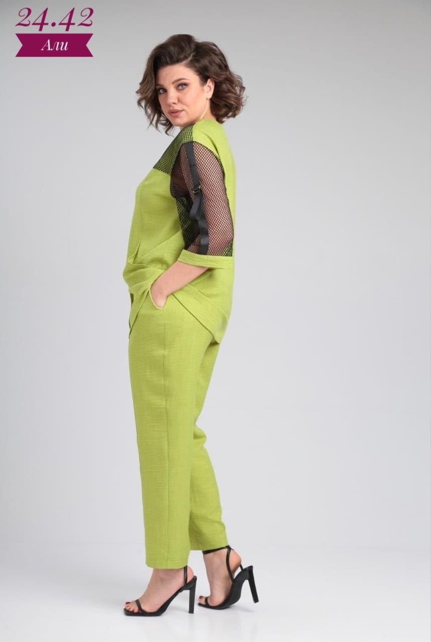 брючный костюм свободного кроя,брючные костюмы,брючные женские костюмы,костюм брючный базовый,брючный костюм 3/4