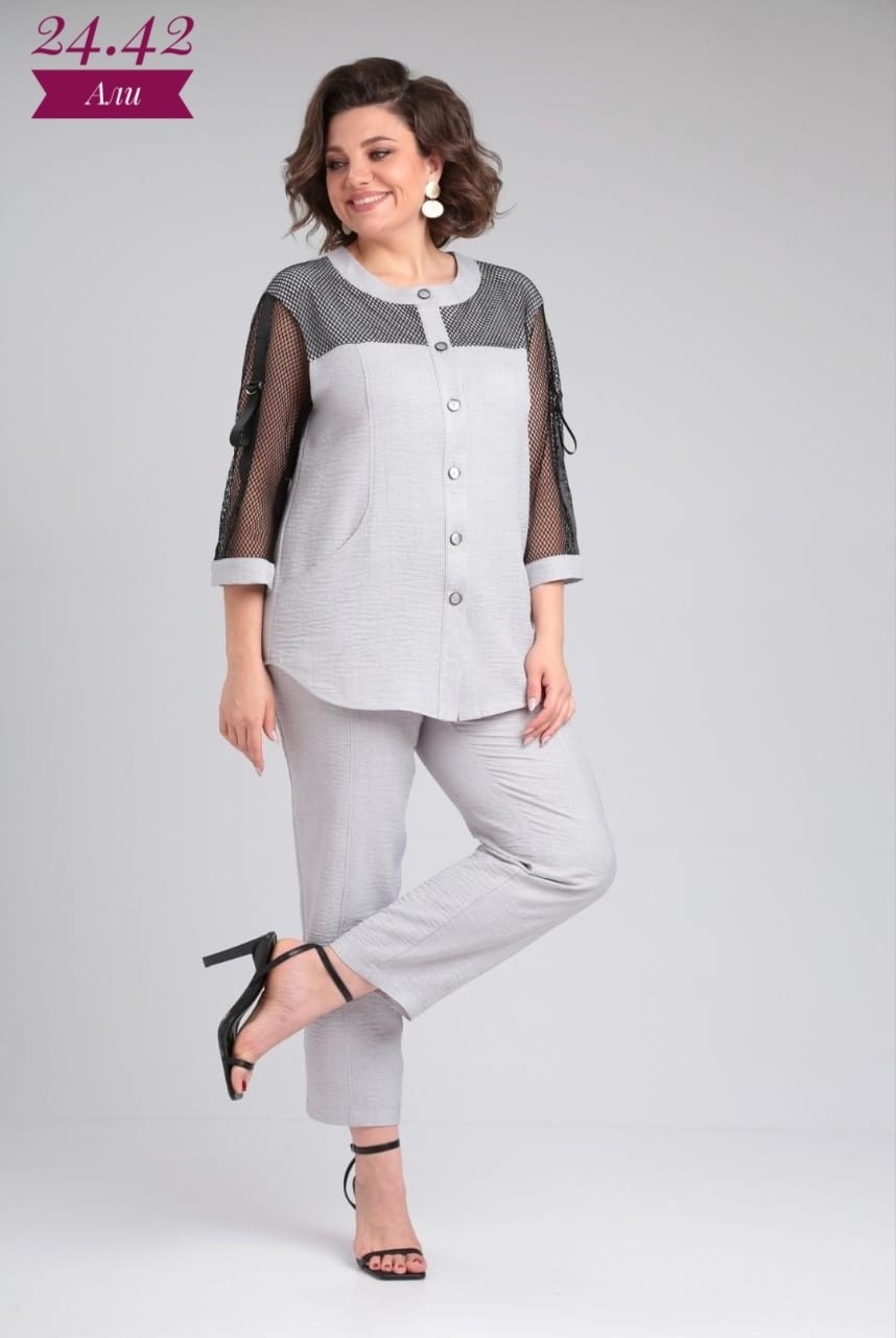 брючный костюм свободного кроя,брючные костюмы,брючные женские костюмы,костюм брючный базовый,брючный костюм 3/4