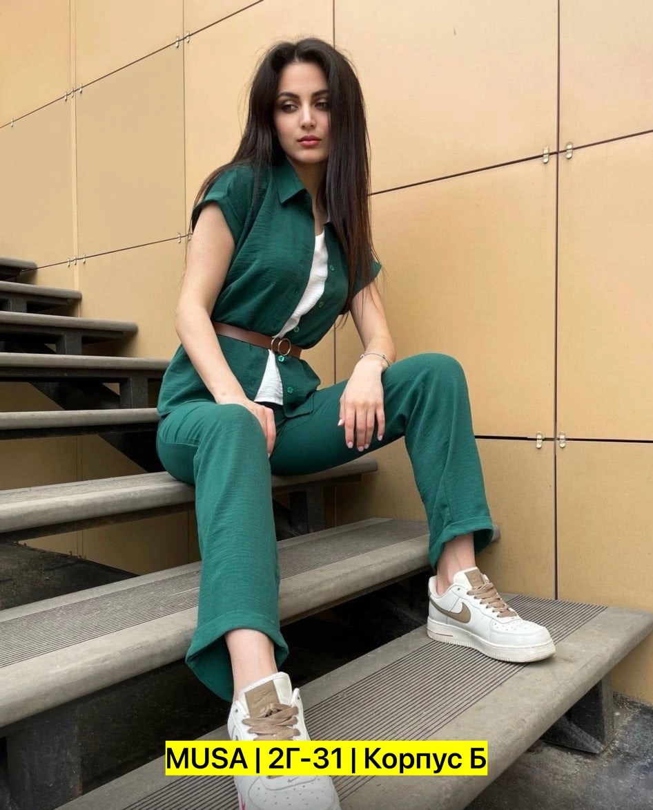 брючные костюмы,женский летний брючный костюм,женский брючный костюм тройка,зеленый брючный костюм женский,костюм тройка женский