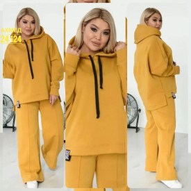 Костюм