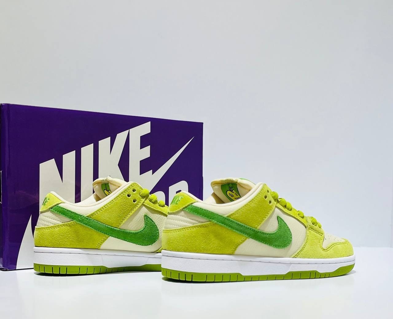 кроссовки nike sb dunk low green apple,nike sb dunk low green apple,nike sb dunk low green apple 2025,nike sb dunk low green,nike sb dunk green apple
