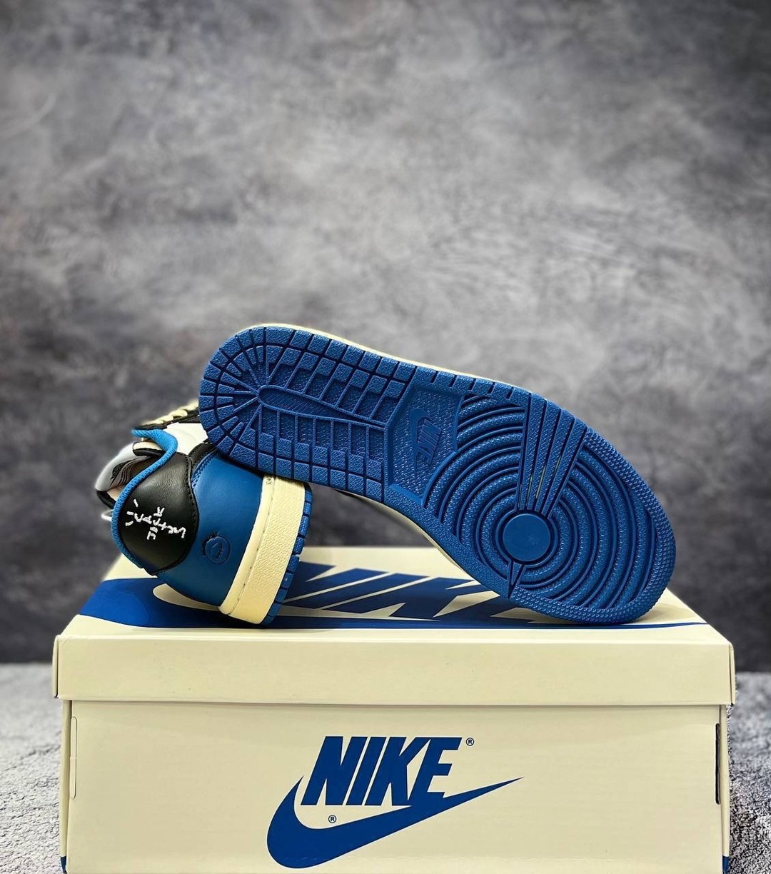 air jordan 1 low travis scott,nike air jordan 1 low travis scott,nike air jordan 1 low x travis scott,nike air jordan 1 x travis scott x fragment,jordan 1 low travis scott