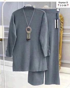 Костюм