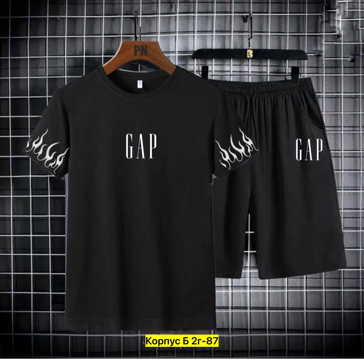 мужские комплекты,комплект спортивной одежды,костюм мужской без человека,спортивные костюм с шортами,мужская мода