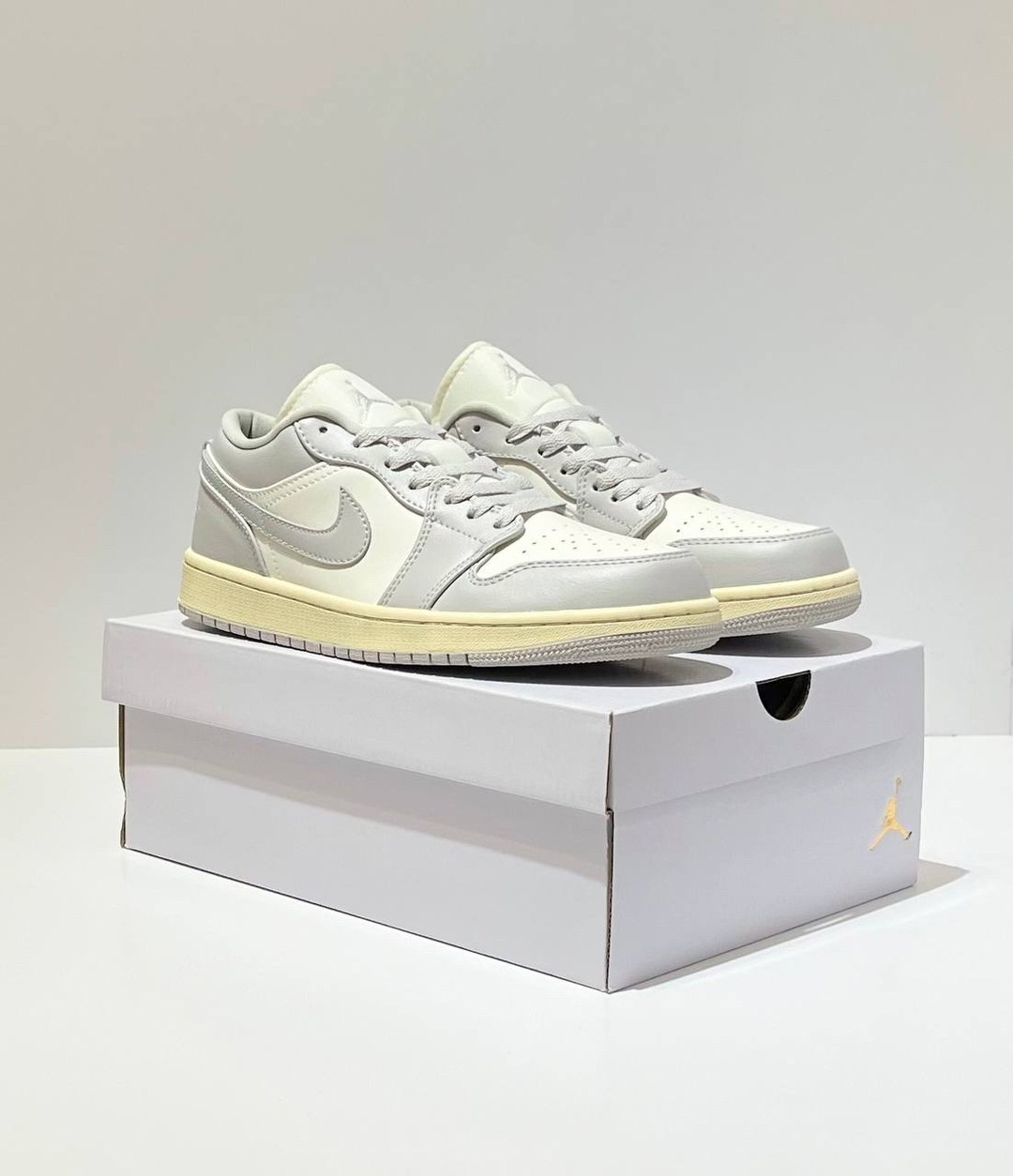 кроссовки air jordan 1 low,nike air jordan 1 low,кроссовки jordan air jordan 1 low se,air jordan 1 low se craft inside out tech grey,женские кроссовки air jordan 1 low