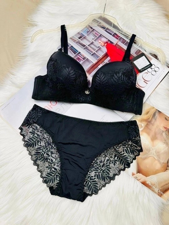 комплекты нижнего белья,комплекты нижнего белья кружевное,женский комплект нижнего белья,комплекты белье,женский комплект кружевного нижнего белья
