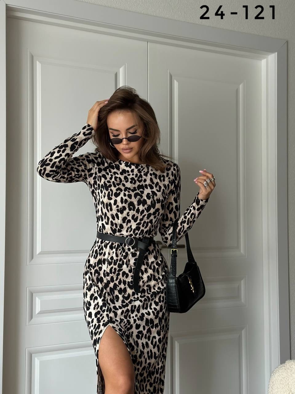 платье с леопардовым принтом,леопардовое платье трикотажное,платье женское нарядное леопардовое,леопардовое платье,стильное платье