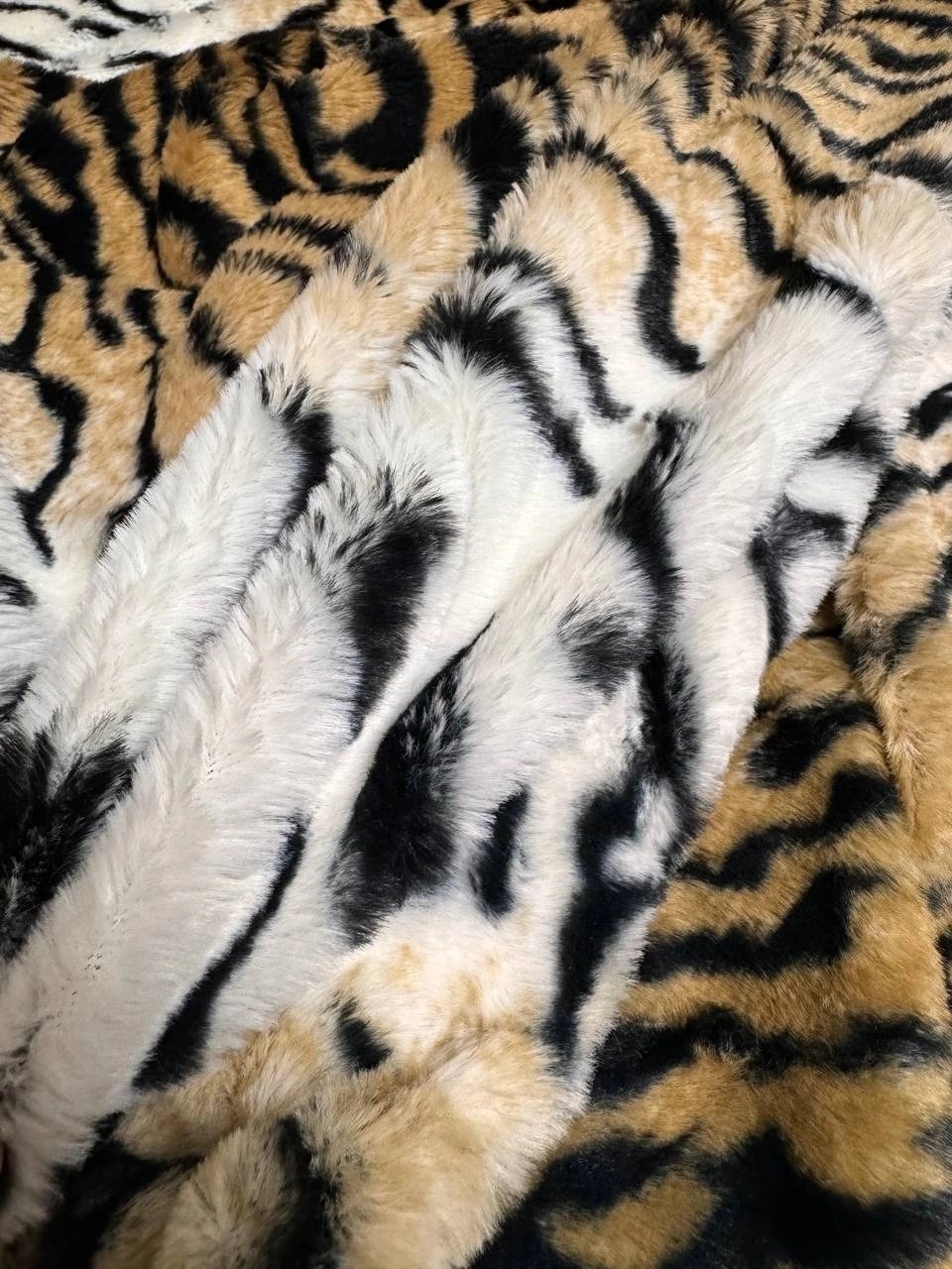 искусственный мех ткань,тигровая ткань,принт тигр,меховая ткань,искусственный мех