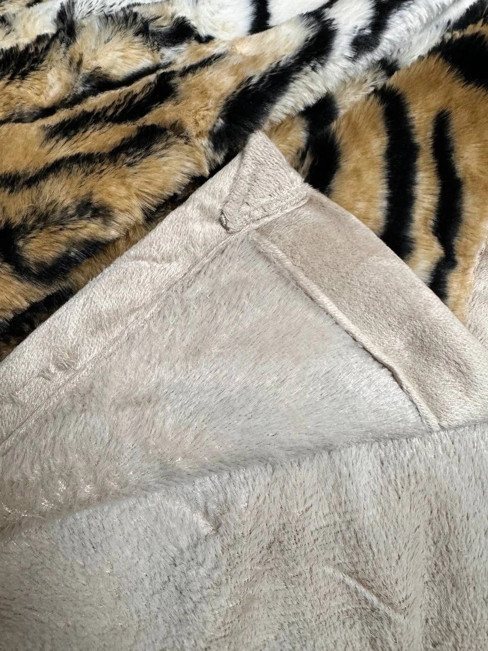 искусственный мех ткань,тигровая ткань,принт тигр,меховая ткань,искусственный мех