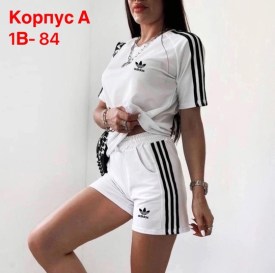 Костюм
