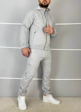 Костюм