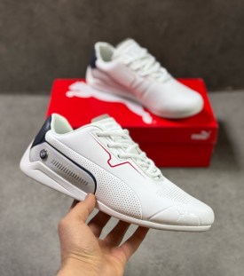 Кроссовки