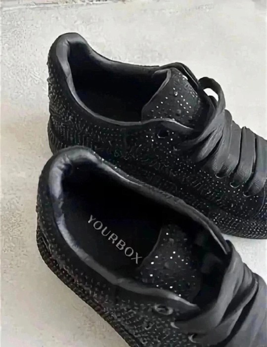 кроссовки со стразами,,кроссовки женские со стразами,блестящие кроссовки, со стразами