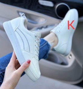 Кроссовки