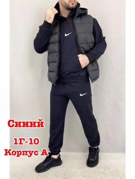 Костюм