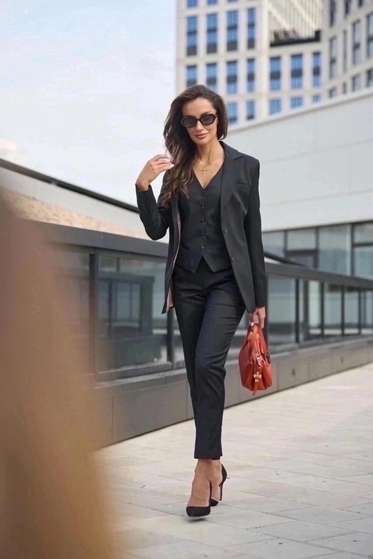 женский белый брючный костюм тройка,костюм брючный белый,белый брючный костюм свадебный женский,белый брючный костюм женский,брючный свадебный костюм