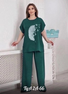 Костюм