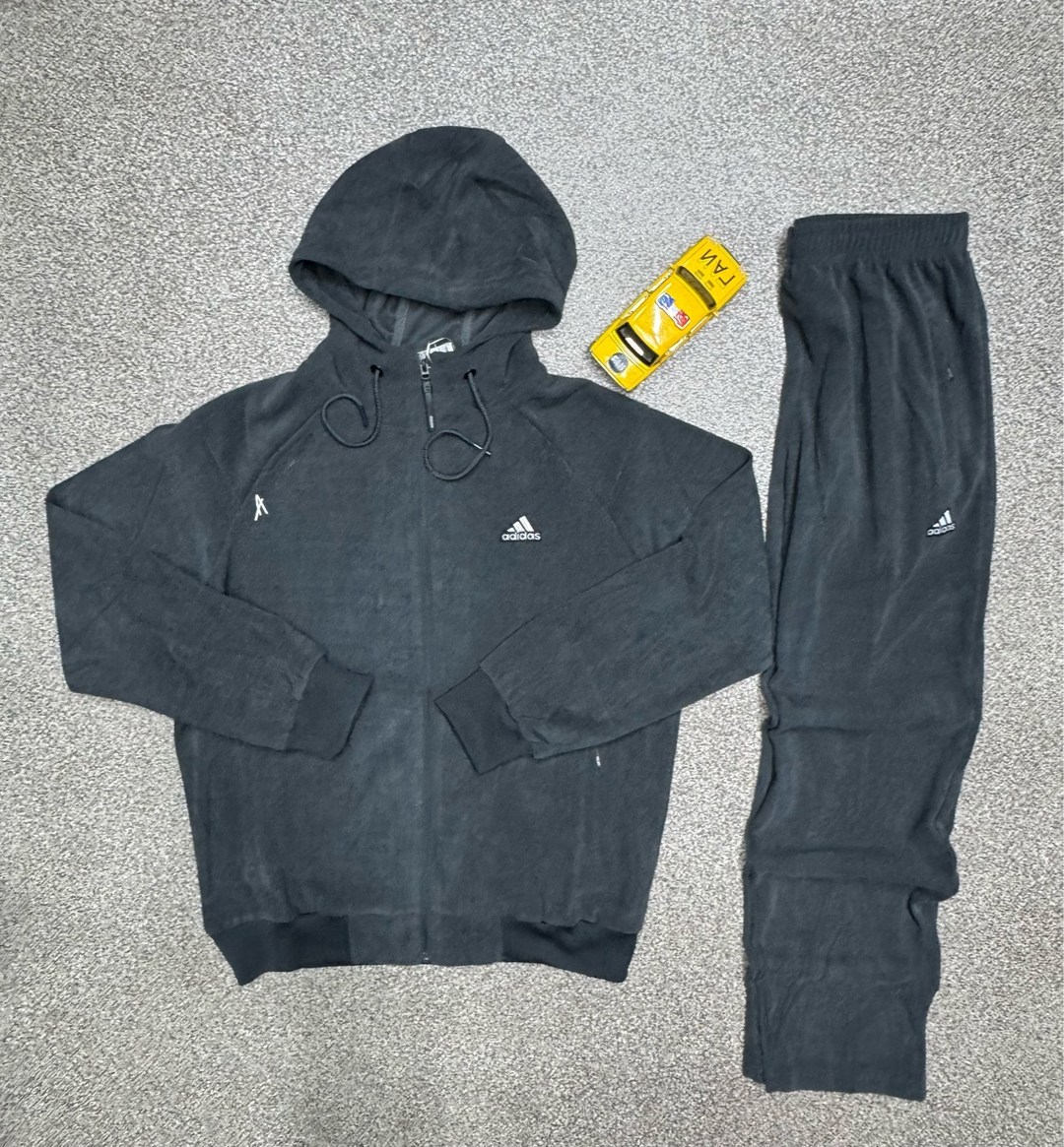 спортивный костюм adidas,костюм спортивный адидас,мужской спортивный костюм adidas,спортивные костюмы адидас мужские,костюм адидас