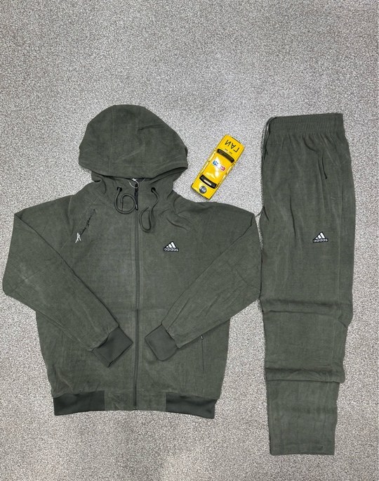 спортивный костюм adidas,костюм спортивный адидас,мужской спортивный костюм adidas,спортивные костюмы адидас мужские,костюм адидас