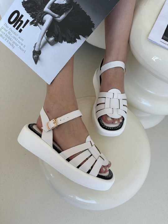 белые босоножки,босоножки летние,женские босоножки,модные босоножки,босоножки на ремешках