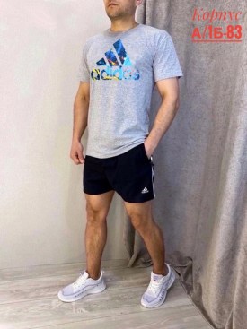 Костюм