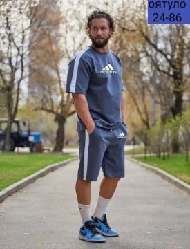 Костюм