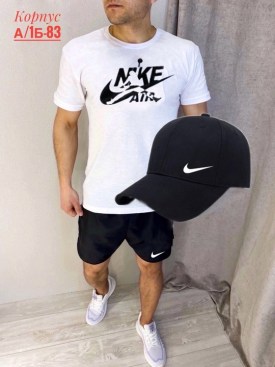 Костюм