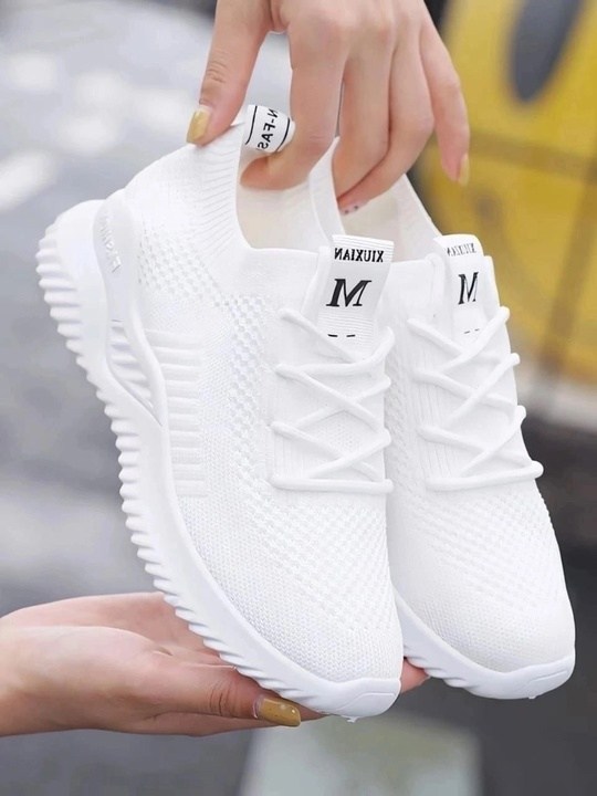 кроссовки белые тканевые,кроссовки женскиe,белые кроссовки,кроссовки женские белые,кроссовки женские изики