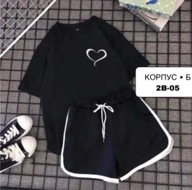 Костюм