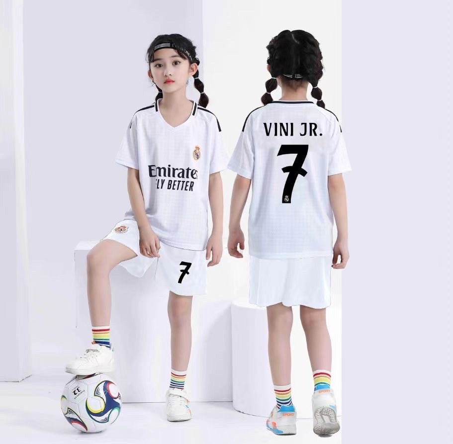 футбольная форма,футбольная форма детская,футбольная форма валенсии,футбол форма,форма роналдо ювентус