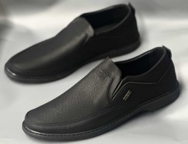Кроссовки